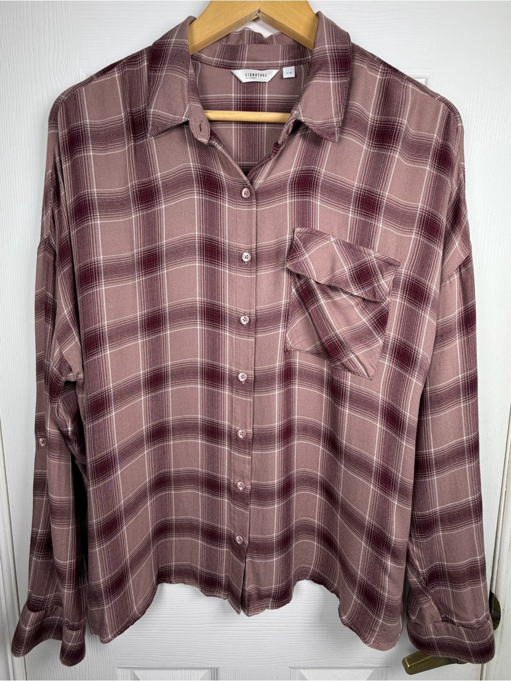 Reitmans Signature Mauve Plaid Button Down Shirt Women's Large 100% Viscose